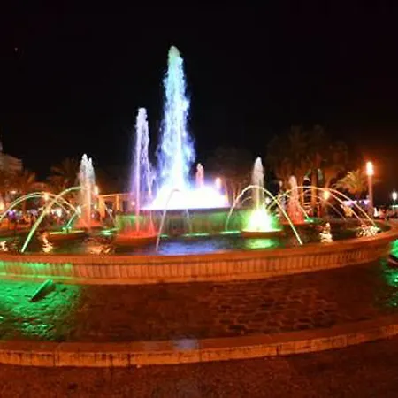 Ones Planet Costa Dorada Apartman *